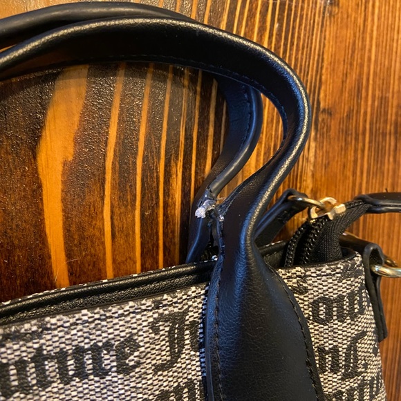 Juicy Couture Crossbody black/gray double handles adjustable strap 11 x 7 in - Picture 2 of 10